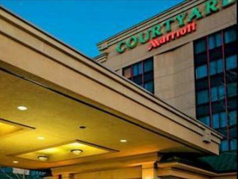 מלון Courtyard By Marriott New York Laguardia Airport מראה חיצוני תמונה