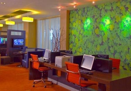 מלון Courtyard By Marriott New York Laguardia Airport מתקנים תמונה